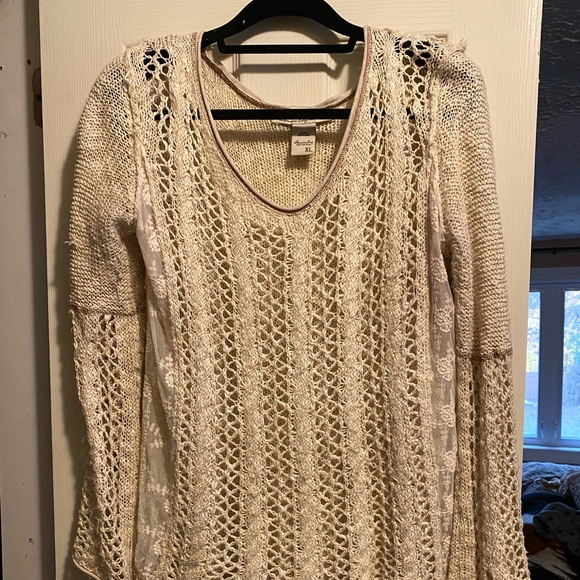 Sweater - Picture 2 of 3